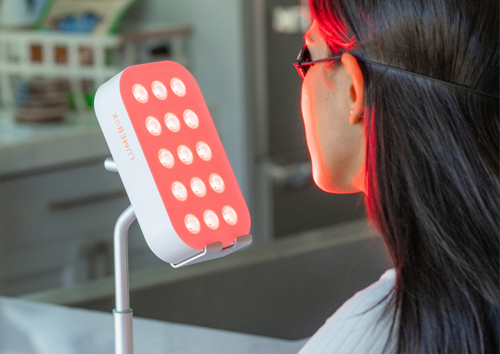 Red Light Therapy for Pimple-Prone Skin