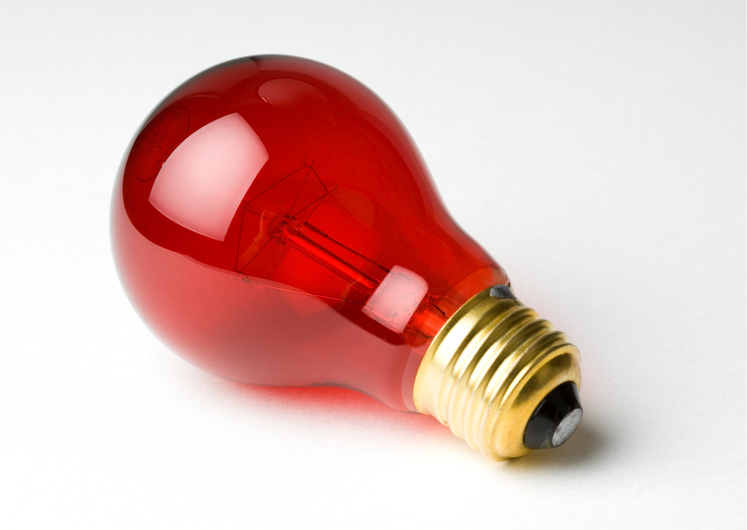 Will a basic red light bulb work like red light therapy?